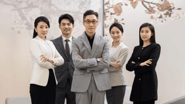 データ専門知識不要！営業C社が顧客動向をリアルタイムで把握できたワケ